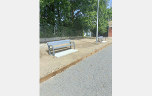 DE NOUVEAUX BANCS INSTALLES 👌👍