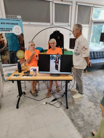 VITRINE ASSOCIATIVE 2026 ... Nous étions présents 👍